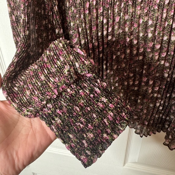 CAbi Knife Pleat Blouse – Romantic High Neck | Size M - Picture 7 of 11